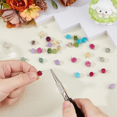 Superfindings 32pcs 8 Colors Natural Gemstone Connector Charms Charms Cube Cube مع 304 حلقات مزدوجة من الفولاذ المقاوم للصدأ in Kuwait