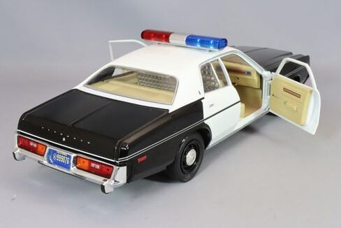 Greenlight 1977 Plymouth Fury Black and White Metropolitan Police The Terminator (1984) Movie Hollywood Series 1/24 Diecast Model Car in Saudi Arabia
