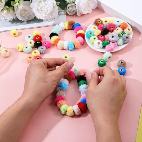 200 pcs Faux Faux Fur Pom Poms حبات مختلطة ألوان ناعمة غامضة حبات الفواصل للانتفاخ لأقلام DIY مجوهرات الأقراط أساور سلسلة مفتاحية حقيبة حرفية in Saudi Arabia