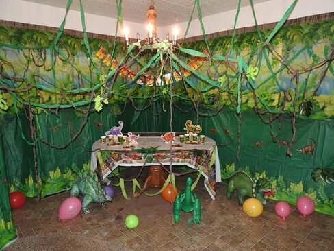 Crepe Paper Streamers 9 Rolls 738 ft Crepe Paper Decorations for Dinosaur Birthday Party, Natural Theme or Green Party(Jungle Green Combo) in Kuwait