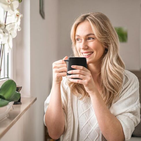 كوب قهوة ذاتي التسخين من APEKX مع وسادة شحن لاسلكية 15 وات - تحكم ذكي في درجة الحرارة 131 درجة فهرنهايت/55 درجة مئوية، مناسب للمكتب والمنزل (أسود) in Kuwait