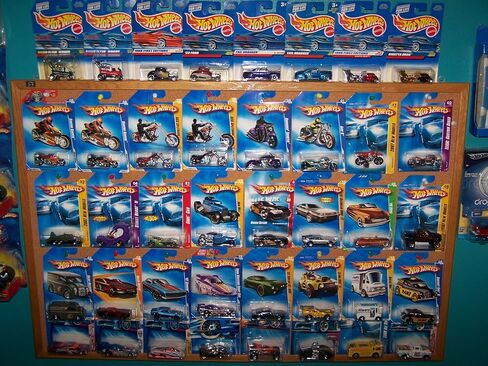 Hot Wheels, Bundle of 25 in Saudi Arabia