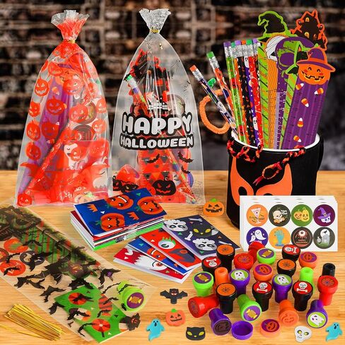 168pcs 24 pack مجموعة قرطاسية هالوين متنوعة ، خدعة أو علاج حقائب جيدة ، حشو دلو القرع ، هدايا الحفلات هدايا بما في ذلك أقلام الرصاص ، المفتحات ، الحكام ، الملصقات ، الطوابع ، المحو in Kuwait