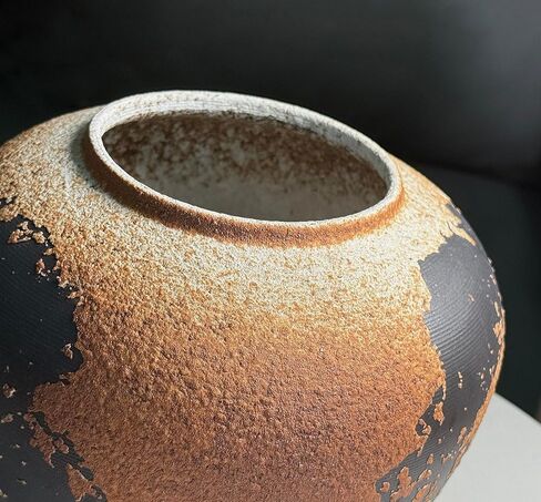 GeLive White Rustic Vase Round Vintage Ceramic Vase Moon Jar Jingdezhen Handmade Pottery Wabi Sabi Vase Fresh and Dried Flower Vase Table Centerpiece Vase Glossy Finish Farmhouse Home Decor in Kuwait