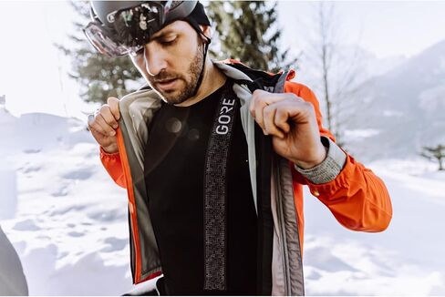 GORE WEAR Torrent Jacket Mens, Black, Medium in Kuwait