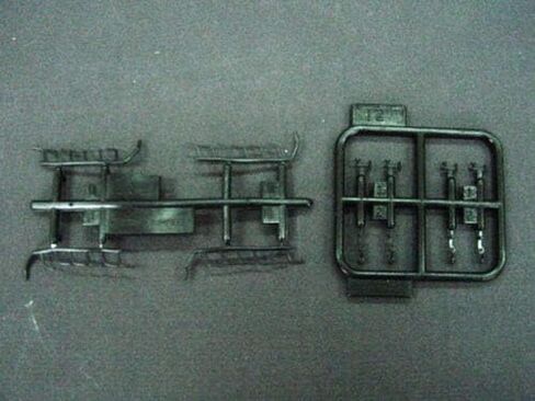 Trumpeter 1/32 P38L-5-LO Lightning Fighter in Saudi Arabia