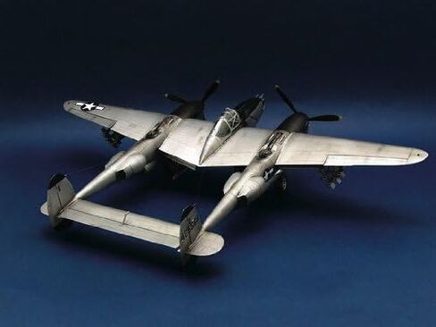 Trumpeter 1/32 P38L-5-LO Lightning Fighter in Saudi Arabia