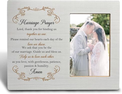 إطار صورة الزفاف، هدايا خطوبة الزفاف السنوية للعروسين الجدد، العروس والعريس، هدايا متزوجة للتو، هدايا شهر العسل، ديكور زفاف ريفي 5 × 7 إطار صور in Kuwait