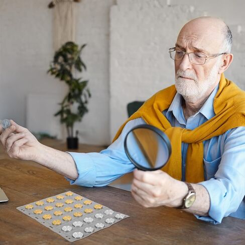 900 Pockets Coin Binder Collection Supplies Pages, 30 Sheets Standard 9 Hole Coin Collector Sleeves, Coins Collecting Pocket Page for Coins Stamp Badge Collection in Kuwait