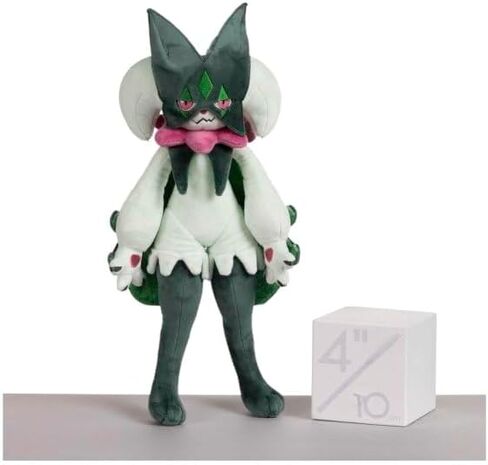 مركز بوكيمون: Meowscarada Poké Plush ، 15 بوصة in Saudi Arabia