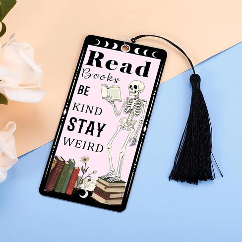 بوو سلة سلة للنساء مرجعية عيد الهالوين مع شرابات لقارئ كتاب كتاب الكتب ، هدايا القوطية القوطية لفتياتها ، هدايا الرومانسية المظلمة لقراءة النساء in Kuwait