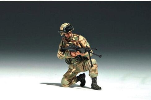 Trumpeter US 101st Airborne Division Crew Figure Set, Scale 1/35, 4-Pack in Saudi Arabia