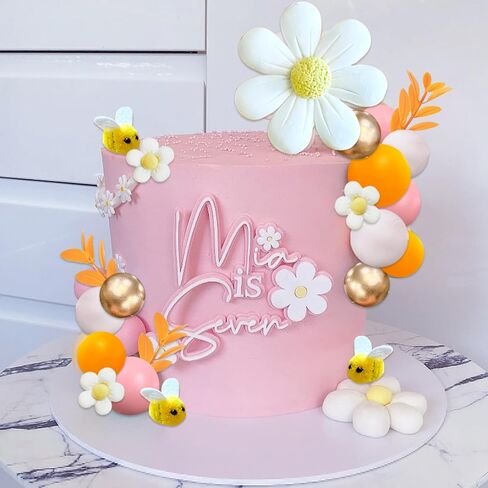 43Pcs Daisy Flower Boho Groovy Cake Topper Mini Balls Cake Decorations Bee Cake Toppers for Women Girls Kids Birthday Baby Shower Wedding Daisy Flower Bee Hippie Themed Party Supplies in Saudi Arabia
