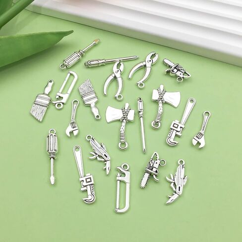 16pcs Alloy enamel traditional festival Easter Christmas dwarf set pumpkin heart-shaped clover Pendant Jewelry Making DIY Keychain Earrings Pendant Various Design Charms for Jewelry Making Bracelets Necklace (SN1070) in Kuwait