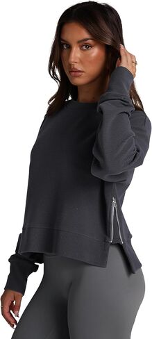 بلوزات نسائية كم طويل قطع علوية قصيرة رقبة دائرية بلوفر ناعم مع سحاب جانبي قميص ملابس 2024 in Kuwait