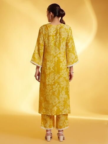 مجموعة سراويل كورتا للنساء من ذا لوم 3/4 كم ورقبة على شكل حرف V ملابس عرقية هندية مطبوعة كورتي عرقية هندية للفتيات باللون الأصفر in Kuwait