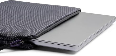 حقيبة كمبيوتر محمول Bellroy Lite (غطاء كمبيوتر محمول مقاس 16 بوصة) - أسود in Kuwait