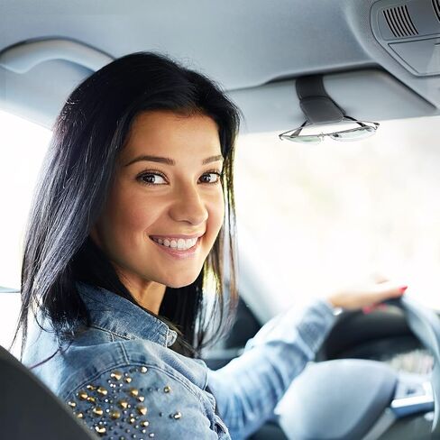 Kansmart Sunglass Holder for Car Sun Visor ، مقطع نظارة شمسية مغناطيسية ، حامل نظارات جلدية ، مقطع بطاقة التذاكر ، إكسسوارات داخلية تلقائية عالمية لسيارة سيارات سيارات الدفع الرباعي ، in Kuwait