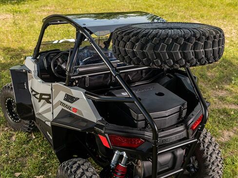SuperATV Superatv حاملة الإطارات الاحتياطية للخدمة الشاقة لـ 2021+ Polaris RZR Trail S 900 - تأمين للإطار الخلفي للمركبة - الإطارات لأعلى وخرج من الطريق - يناسب إطارات ما يصل إلى 40 بوصة - لا يوجد حفر أو لحام مطلوب in Saudi Arabia