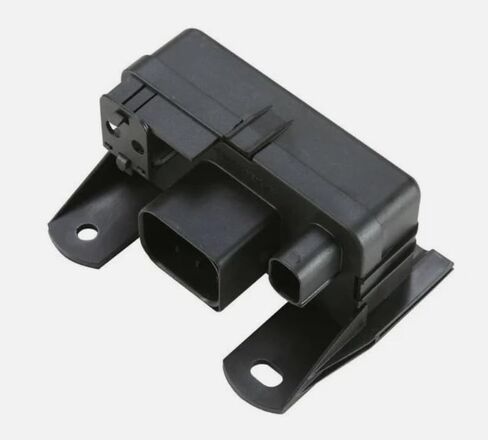 Glow Plug Relay Fits for Mercedes Benz Sprinter 1996-2006 648900000 6461536579 6 pin in Saudi Arabia