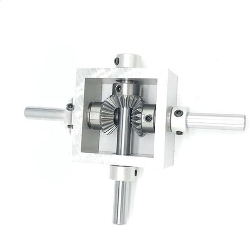 Miter Transmission 1pcs angle steer bevel bevel bevel one in اثنين من علبة التروس 90 درجة مضيئة مربع التروس 1: 1 ناقل الحركة إلى الأمام بعكس التناوب العكسي الأجنحة الميكانيكية (اللون: النوع 1 ، الحجم: in Saudi Arabia
