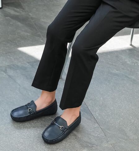 DADAWEN Boys Girls Soft Leather Loafer Casual Slip-On Moccasin Flats Dress Shoes Penny Boat Shoes School Wedding Church Loafers (Toddler/Little Kid/Big Kid) in Kuwait