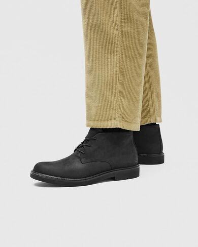 Ecco Men's London Lace Up Boot Chukka Boot in Saudi Arabia