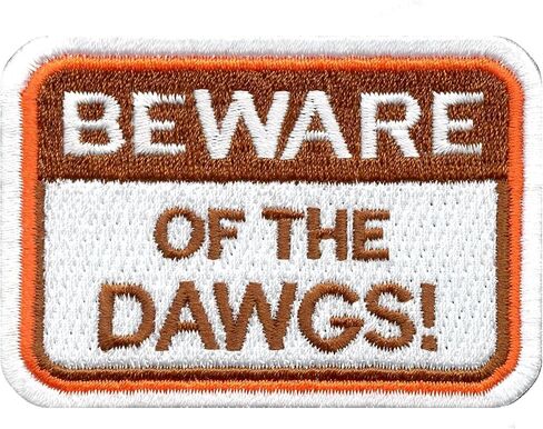 كليفلاند كرة القدم حذار من علامة Dawgs Patch Orgered On in Saudi Arabia