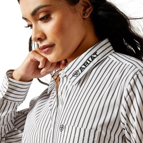 ARIAT Women's Kirby Stretch Port Royale Stripe Shirt in Saudi Arabia