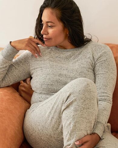 kindred bravely cozyknit pajamas & post postmpartum onounge للنساء ، بيجامات التمريض طويلة الأكمام in Saudi Arabia