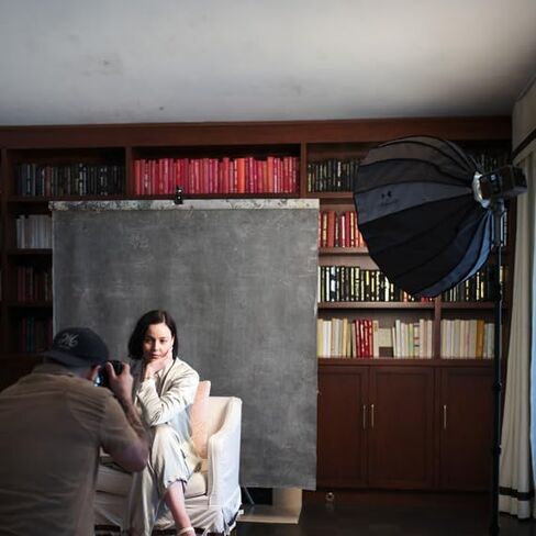 مجموعة أدوات إنشاء إضاءة التصوير الفوتوغرافي من Avant Max LED مع تحكم LCD، باب بارندور، مقبض مريح، 6 مرشحات ألوان، CRI/TLCI 96+، 2700-6500K، طاقة تيار متردد/تيار مستمر، إضاءة استوديو احترافية in Kuwait