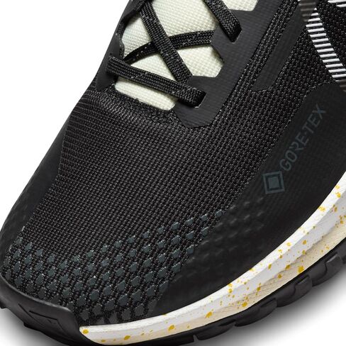 حذاء نايكي React Pegasus Trail 4 Gore-TEX للرجال مقاوم للماء، مقاس 12 in Saudi Arabia