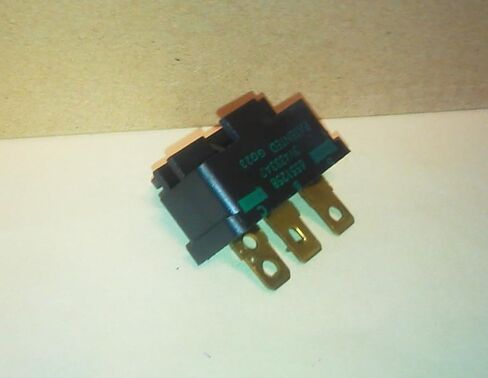 لـ GMC GM AC Delco Conference Compressor Thermital Limiter Fuse Switch NOS in Kuwait