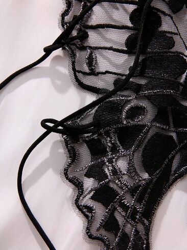 حمالة صدر نسائية من SHENHE بأشرطة متقاطعة بدون ظهر على شكل فراشة وملابس داخلية شفافة من Cami in Saudi Arabia