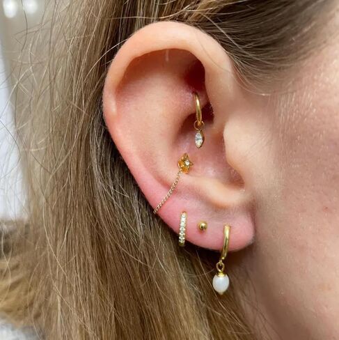 16G 18G Titanium Dangle Huggie Hoop ، Rook Piercing Jewelry Cartilage Conch Helix Hoop Essring in Kuwait