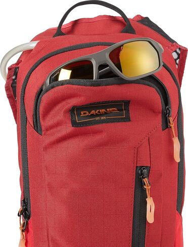 Dakine Shuttle 6L - Black in Saudi Arabia