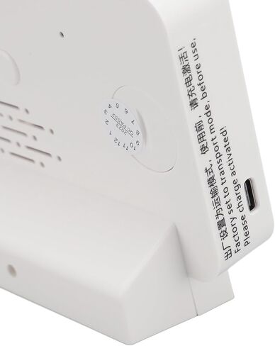 الإسقاط الرقمي على مدار الساعة لغرف النوم USB قابلة لإعادة الشحن الإضاءة البيضاء وظيفة الغفوة وظيفة سطوع قابلة للتعديل مرآة المنبه الرقمي (قشرة بيضاء) in Saudi Arabia