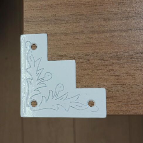 Black Metal Corner Protector 3.3 * 3.3 * 1 in Decorative Wood Funiture 4pcs Barn Sliding Door Corner Guards Metal Table Corner Antirust Zinc Alloy Edge Cover Bracket with Screw in Saudi Arabia
