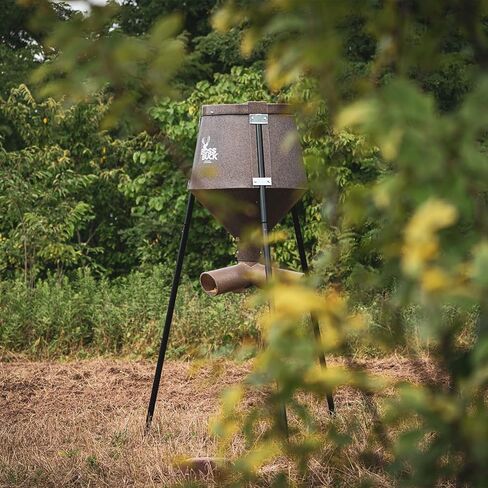 جهاز تغذية/صيد الغزلان من بوس باك بوزن 350 رطل، متين وخفيف الوزن ومحمي من الأشعة فوق البنفسجية ومقاوم للرياح ومقاوم للماء مع رأس 3 أنابيب تغذية بروتين، ونظام تسليم تلقائي دوار 12 فولت وأرجل مستديرة متعددة القطع in Kuwait