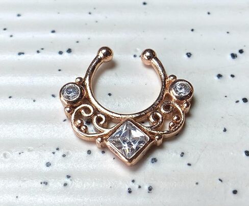 1pc Non-Piercing Lace Swirl Septum Hanger Clip-On Fake Nose Ring - Body Jewelry in Saudi Arabia