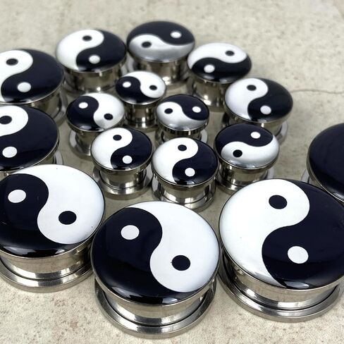 Pair of Screw on Yin Yang Picture Plugs (8g (3mm)) in Saudi Arabia