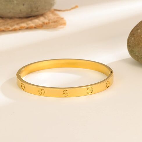Love Bracelet Cuff 18k Gold Plated Stainless Steel Love Bracelet For Women Novelty And Mother Daughter Bracelet Jewelry Oval Bangle Witness The Of Love Wedding For Couple in Saudi Arabia