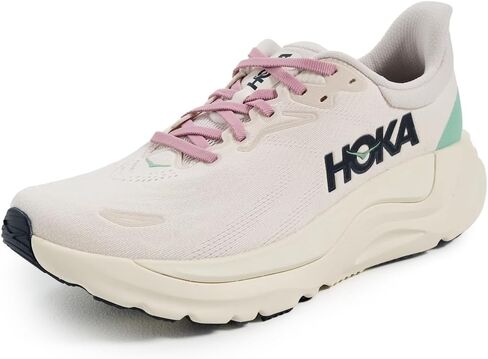 Hoka Women's Arahi 8 Sneaker in Kuwait