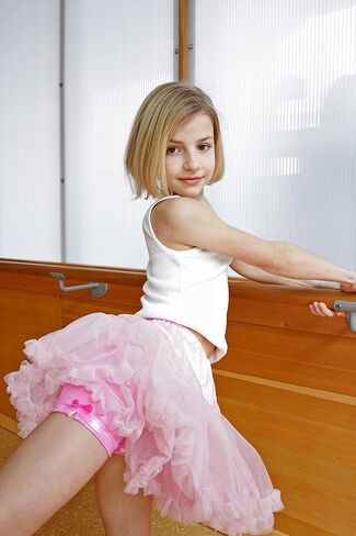 Worry-Free Girl's Playground Shorts, Nylon and Spandex Blend, in Saudi Arabia