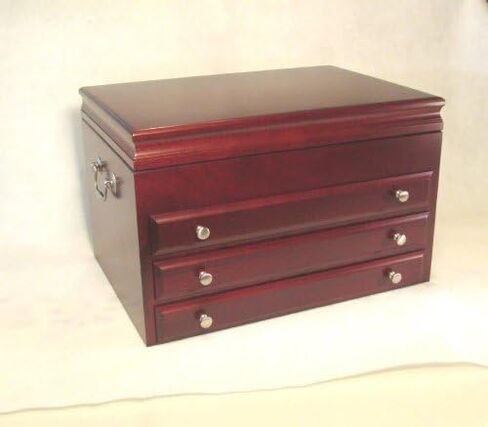 Co. #J03C Majestic- 3 Drawer Jewelry Chest, Solid Cherry, Made in the USA, Heritage Cherry finish in Saudi Arabia