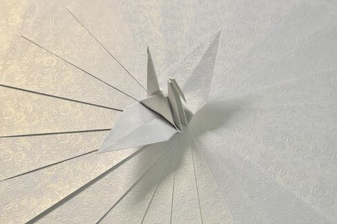 100 Origami Paper Sheets Paper Pack Silver Foil Flower Pattern 3x3 inches Paper Squares for Folding paper, paper craft, Origami cranes, Origami Decoration, Scrapbook Paper in Kuwait