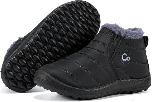 Boys Girls Winter Snow Boots: الفراء الدافئ تصطف على حذاء طفل رضيع in Kuwait