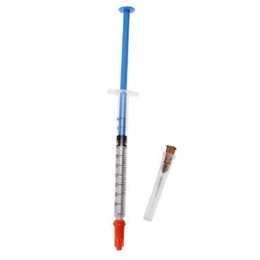 Conductive Adhesive, Silver Conductive Grease Silver Powder Medium Electromagnetic Shielding Conductive Silver Paste Silver Paste Syringe for PCB Board Repair(0.7ml)