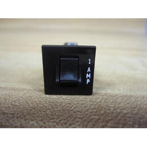 TE CONNECTIVITY/Potter & BRUMFIELD W28-XQ1A-1 قاطع دائرة، حراري، 1P، 250V، 1A