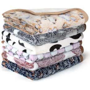 6 Pcs Absorbent Guinea Pig Blankets Washable Small Animal Fleece Bedding Waterproof Cage Liners Reusable Pet Pee Pad Sleep Mat Pad Cover for Hamster Ferret Rabbit Chinchilla Hedgehog (16"x24")
